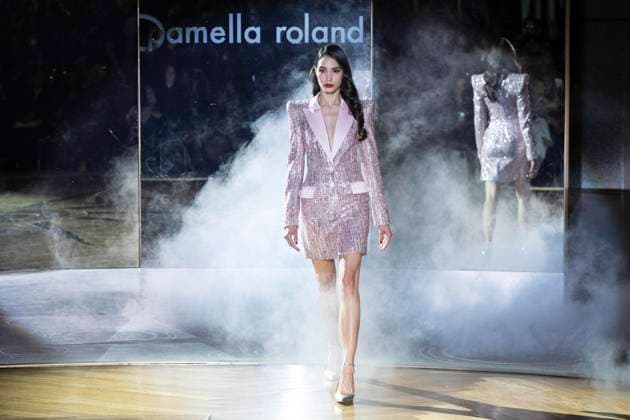 February 10, 2025, New York, New York, USA: A model walks runway for Pamella Roland runway show during New York Fashion Week Fall Winter 2025 at Rainbow Room at Rockefeller Center in New York on February 10, 2025 New York USA - ZUMAr339 20250210_znp_r339_037 Copyright: xLevxRadinx