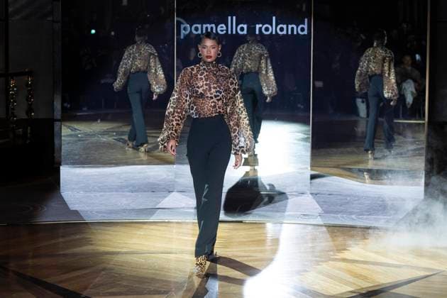 February 10, 2025, New York, New York, USA: A model walks runway for Pamella Roland runway show during New York Fashion Week Fall Winter 2025 at Rainbow Room at Rockefeller Center in New York on February 10, 2025 New York USA - ZUMAr339 20250210_znp_r339_067 Copyright: xLevxRadinx