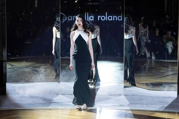 February 10, 2025, New York, New York, USA: A model walks runway for Pamella Roland runway show during New York Fashion Week Fall Winter 2025 at Rainbow Room at Rockefeller Center in New York on February 10, 2025 New York USA - ZUMAr339 20250210_znp_r339_088 Copyright: xLevxRadinx