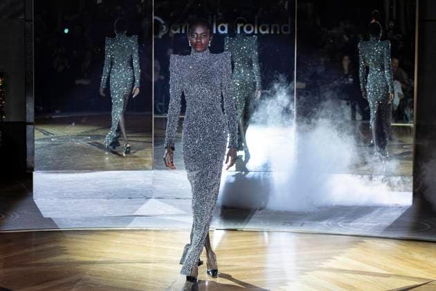 February 10, 2025, New York, New York, USA: A model walks runway for Pamella Roland runway show during New York Fashion Week Fall Winter 2025 at Rainbow Room at Rockefeller Center in New York on February 10, 2025 New York USA - ZUMAr339 20250210_znp_r339_124 Copyright: xLevxRadinx