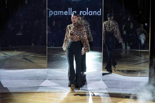 February 10, 2025, New York, New York, USA: A model walks runway for Pamella Roland runway show during New York Fashion Week Fall Winter 2025 at Rainbow Room at Rockefeller Center in New York on February 10, 2025 New York USA - ZUMAr339 20250210_znp_r339_066 Copyright: xLevxRadinx
