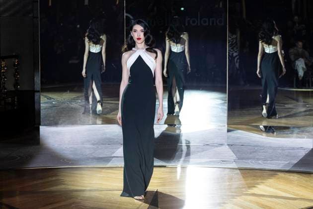 February 10, 2025, New York, New York, USA: A model walks runway for Pamella Roland runway show during New York Fashion Week Fall Winter 2025 at Rainbow Room at Rockefeller Center in New York on February 10, 2025 New York USA - ZUMAr339 20250210_znp_r339_089 Copyright: xLevxRadinx