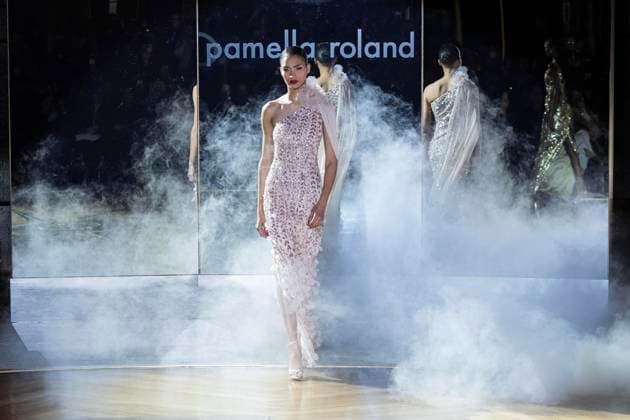 February 10, 2025, New York, New York, USA: A model walks runway for Pamella Roland runway show during New York Fashion Week Fall Winter 2025 at Rainbow Room at Rockefeller Center in New York on February 10, 2025 New York USA - ZUMAr339 20250210_znp_r339_103 Copyright: xLevxRadinx