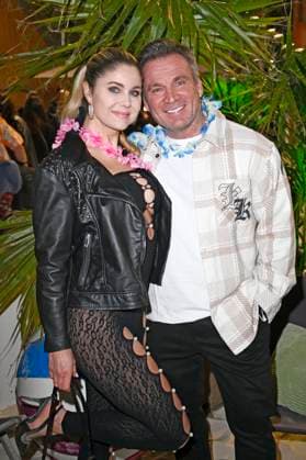 Yvonne Woelke und Peter Klein bei der Premiere des TV Realityformats Promis unter Palmen im BeachMitte. Berlin, 10.02.2025 *** Yvonne Woelke and Peter Klein at the premiere of the TV reality format Promis unter Palmen at BeachMitte Berlin, 10 02 2025 Foto:xN.xKubelkax xFuturexImagex palmen_5255