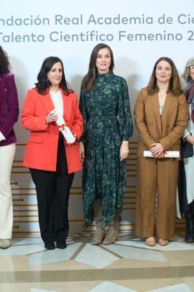11-02-2025 Madrid Queen Letizia with Ainoa Magrach Gonzalez attends the Royal Academy of Sciences Foundation of Spain awards for young female scientific talent, on the occasion of the International Day of Women and Girls in Science, at the Royal Academy of Exact Sciences in Madrid. No Spain Â  Copyright: xPPEx