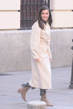 11-02-2025 Madrid Queen Letizia attends the Royal Academy of Sciences Foundation of Spain awards for young female scientific talent, on the occasion of the International Day of Women and Girls in Science, at the Royal Academy of Exact Sciences in Madrid. No Spain Â  Copyright: xPPEx