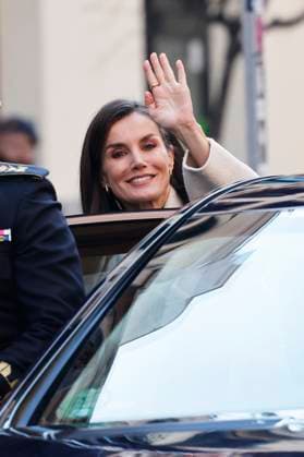 Queen Letizia presides over the Royal Academy of Sciences of Spain FRACE Foundation Awards Queen Letizia at the exit of the Royal Academy of Sciences of Spain FRACE Foundation Awards, in the framework of the International Day of Women and Girls in Science, Mastercard and the Royal Academy of Sciences of Spain Foundation, February 11, 2025, in Madrid Spain FAMOSOSOS REALEZA REINA FRACE AWARDS SCIENCE Antonio Gutié Madrid Madrid Madrid Spain  Copyright: xAntonioxGutiÃ rrezx 6512493