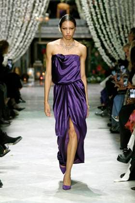 Bibhu Mohapatra Ready to wear fall winter 2025 26 NEW YORK February 2025 Bibhu Mohapatra Ready to wear fall winter 2025 26 NEW YORK February 2025, Credit:Zeppelin Avalon  Copyright: xZeppelinx xAvalonx 0962218144