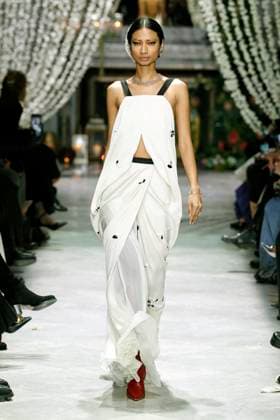 Bibhu Mohapatra Ready to wear fall winter 2025 26 NEW YORK February 2025 Bibhu Mohapatra Ready to wear fall winter 2025 26 NEW YORK February 2025, Credit:Zeppelin Avalon  Copyright: xZeppelinx xAvalonx 0962218514