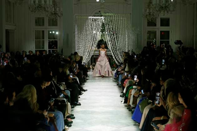 Bibhu Mohapatra Ready to wear fall winter 2025 26 NEW YORK February 2025 Bibhu Mohapatra Ready to wear fall winter 2025 26 NEW YORK February 2025, Credit:Zeppelin Avalon  Copyright: xZeppelinx xAvalonx 0962231926