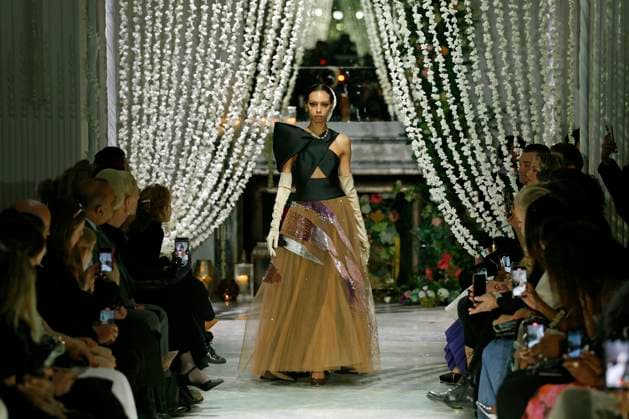 Bibhu Mohapatra Ready to wear fall winter 2025 26 NEW YORK February 2025 Bibhu Mohapatra Ready to wear fall winter 2025 26 NEW YORK February 2025, Credit:Zeppelin Avalon  Copyright: xZeppelinx xAvalonx 0962232314