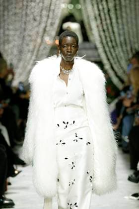 Bibhu Mohapatra Ready to wear fall winter 2025 26 NEW YORK February 2025 Bibhu Mohapatra Ready to wear fall winter 2025 26 NEW YORK February 2025, Credit:Zeppelin Avalon  Copyright: xZeppelinx xAvalonx 0962232435