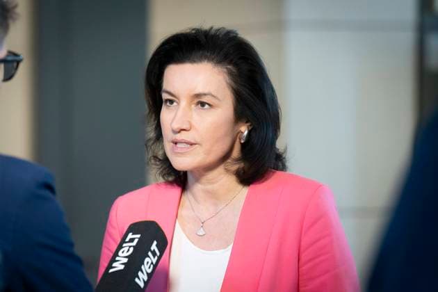 Bundestag, Sitzung, Dorothee Bär, MdB, CSU Bundestag, Sitzung, Dorothee Bär, MdB, CSU Berlin Berlin GER *** Bundestag, Session, Dorothee Bär, MdB, CSU Bundestag, Session, Dorothee Bär, MdB, CSU Berlin Berlin GER