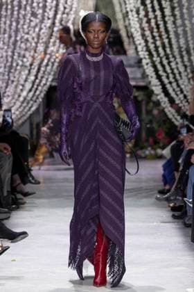 Bibhu Mohapatra fashion show fall winter collection 2025 2026 during New York Fashion Week A model walks the runway at the Bibhu Mohapatra fashion show during New York Fashion Week at the The Pierre Hotel on February 10, 2025 in New York City New York Etats Unis  Copyright: xAgencex xBestimagexAgencex xBestimagex