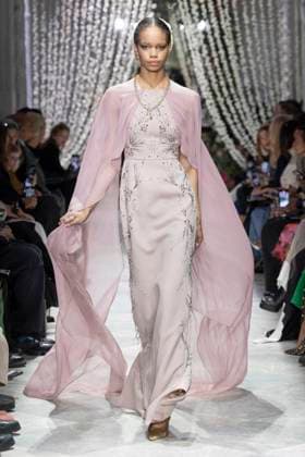 Bibhu Mohapatra fashion show fall winter collection 2025 2026 during New York Fashion Week A model walks the runway at the Bibhu Mohapatra fashion show during New York Fashion Week at the The Pierre Hotel on February 10, 2025 in New York City New York Etats Unis  Copyright: xAgencex xBestimagexAgencex xBestimagex