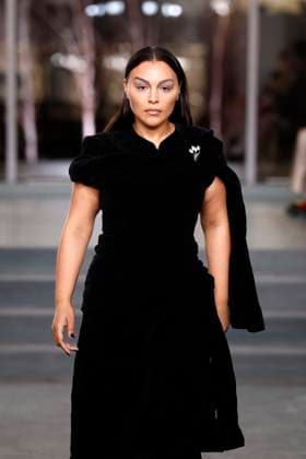 Tory Burch Ready-to-wear Fall Winter 2025 26, New York, February 2025 Tory Burch Ready-to-wear Fall Winter 2025 26 runway at New York fashion week, 10 February 2025., Credit:x Avalon New York, USA  Copyright: xxx xAvalonx PHT_fashion_NYFW_Tory_Burch_details_962319357