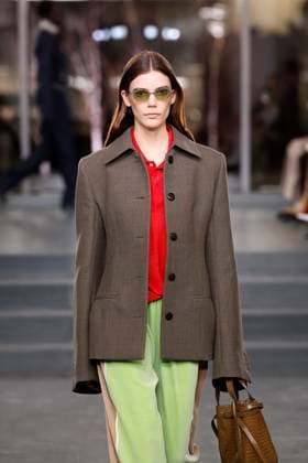 Tory Burch Ready-to-wear Fall Winter 2025 26, New York, February 2025 Tory Burch Ready-to-wear Fall Winter 2025 26 runway at New York fashion week, 10 February 2025., Credit:x Avalon New York, USA  Copyright: xxx xAvalonx PHT_fashion_NYFW_Tory_Burch_details_962321385