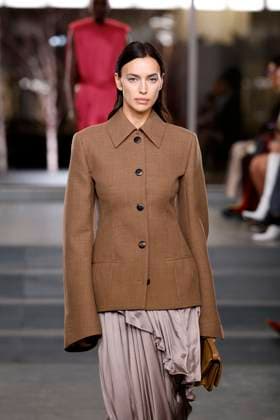 Tory Burch Ready-to-wear Fall Winter 2025 26, New York, February 2025 Tory Burch Ready-to-wear Fall Winter 2025 26 runway at New York fashion week, 10 February 2025., Credit:x Avalon New York, USA  Copyright: xxx xAvalonx PHT_fashion_NYFW_Tory_Burch_details_962322680