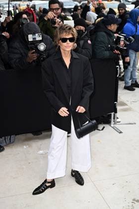 Celebrity guests arrive at the Michael Kors show during New York Fashion Week Featuring: Lisa Rinna Where: New York City, New York, United States When: 11 Feb 2025 Credit: Elder Ordonez INSTARimages EDITORIAL USE ONLY. NOT FOR USE BY NEWSPAPERS BASED IN THE UK. Copyright: xx instar54505180