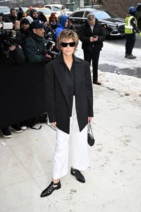 Celebrity guests arrive at the Michael Kors show during New York Fashion Week Featuring: Lisa Rinna Where: New York City, New York, United States When: 11 Feb 2025 Credit: Elder Ordonez INSTARimages EDITORIAL USE ONLY. NOT FOR USE BY NEWSPAPERS BASED IN THE UK. Copyright: xx instar54505185