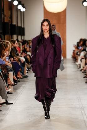Michael Kors fashion show at Terminal Warehouse Fall Winter 2025 2026 collection during New York Fashion Week Amelia Gray Runway during the Michael Kors Collection Fall Winter 2025 Runway Show at Terminal Warehouse on February 11, 2025 in New York City New York Etats Unis  Copyright: xAgencex xBestimagexAgencex xBestimagex