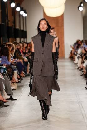 Runway during the Michael Kors Collection Fall Winter 2025 Runway Show at Terminal Warehouse on February 11, 2025 in New York City New York Etats Unis  Copyright: xAgencex xBestimagexAgencex xBestimagex
