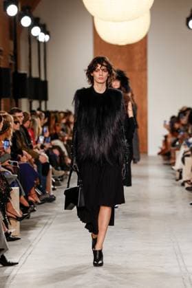 Runway during the Michael Kors Collection Fall Winter 2025 Runway Show at Terminal Warehouse on February 11, 2025 in New York City New York Etats Unis  Copyright: xAgencex xBestimagexAgencex xBestimagex