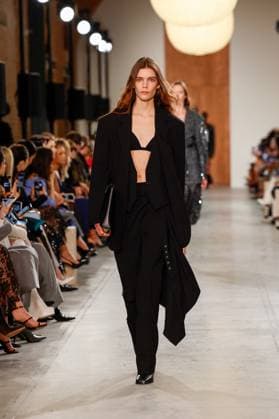 Runway during the Michael Kors Collection Fall Winter 2025 Runway Show at Terminal Warehouse on February 11, 2025 in New York City New York Etats Unis  Copyright: xAgencex xBestimagexAgencex xBestimagex
