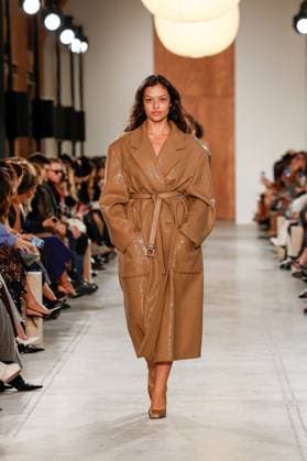Runway during the Michael Kors Collection Fall Winter 2025 Runway Show at Terminal Warehouse on February 11, 2025 in New York City New York Etats Unis  Copyright: xAgencex xBestimagexAgencex xBestimagex