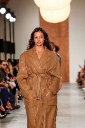 Runway during the Michael Kors Collection Fall Winter 2025 Runway Show at Terminal Warehouse on February 11, 2025 in New York City New York Etats Unis  Copyright: xAgencex xBestimagexAgencex xBestimagex
