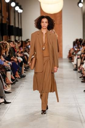 Runway during the Michael Kors Collection Fall Winter 2025 Runway Show at Terminal Warehouse on February 11, 2025 in New York City New York Etats Unis  Copyright: xAgencex xBestimagexAgencex xBestimagex