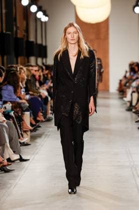 Runway during the Michael Kors Collection Fall Winter 2025 Runway Show at Terminal Warehouse on February 11, 2025 in New York City New York Etats Unis  Copyright: xAgencex xBestimagexAgencex xBestimagex