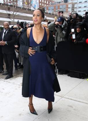 NEW YORK, NY- FEBRUARY 11: Kerry Washington seen arriving at Michael Kors 2025 Collection fashion show during the 2025 New York Fashion Week on February 11, 2025. Copyright: xRWx