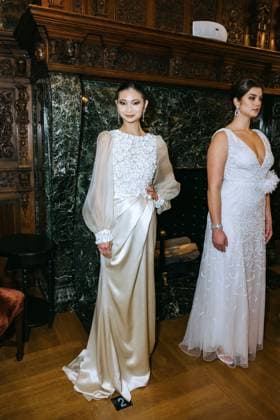 February 11, 2025, New York, New York, United States: Model at the Dennis Basso Fall Winter 2025 Presentation at The Columbus Foundation in New York. Dinara Khairova Zuma Press February 11, 2025. New York United States - ZUMAp281 20250211_zea_p281_033 Copyright: xPhotoxImagexPressx