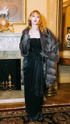 February 11, 2025, New York, New York, United States: Model at the Dennis Basso Fall Winter 2025 Presentation at The Columbus Foundation in New York. Dinara Khairova Zuma Press February 11, 2025. New York United States - ZUMAp281 20250211_zea_p281_049 Copyright: xPhotoxImagexPressx