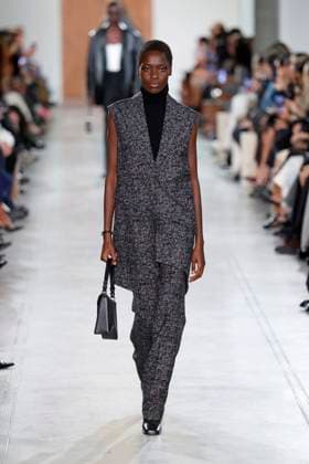 Michael Kors ready to wear fall winter 2025 26, New York, February 2025 Michael Kors ready to wear fall winter 2025 26 runway at New York fashion week, 11 February 2025, Credit:x Avalon New York, USA  Copyright: xxx xAvalonx 0962592565