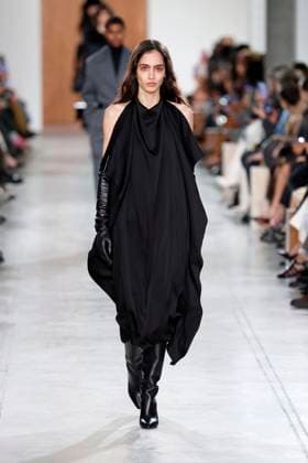 Michael Kors ready to wear fall winter 2025 26, New York, February 2025 Michael Kors ready to wear fall winter 2025 26 runway at New York fashion week, 11 February 2025, Credit:x Avalon New York, USA  Copyright: xxx xAvalonx 0962592946