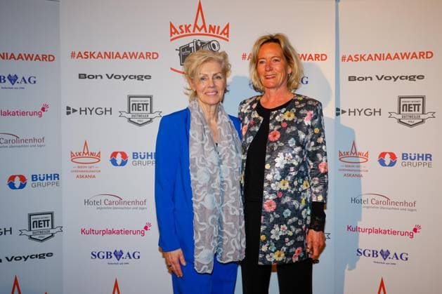 Marika George laudator , Gitta Deutz PR agency at the 17th ASKANIA Award ceremony at the Quatsch Comedy Club Berlin