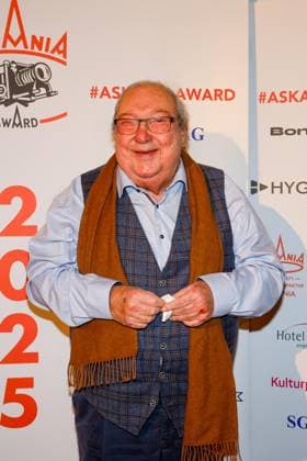 Jacki Schwarz at the 17th ASKANIA Award ceremony at the Quatsch Comedy Club Berlin