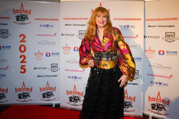 Nanna Kuckuck at the 17th ASKANIA Award ceremony at the Quatsch Comedy Club Berlin