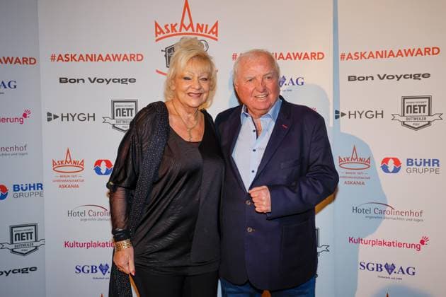 Margret and Uli Wegner at the 17th ASKANIA Award ceremony at the Quatsch Comedy Club Berlin