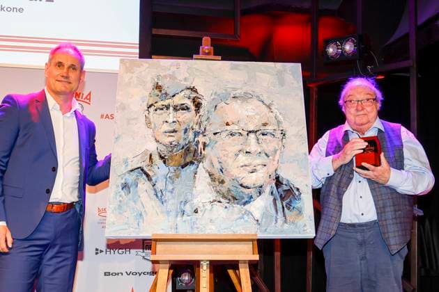 Frank Wagner painter , Jacki Schwarz winner at the 17th ASKANIA Award ceremony at the Quatsch Comedy Club Berlin