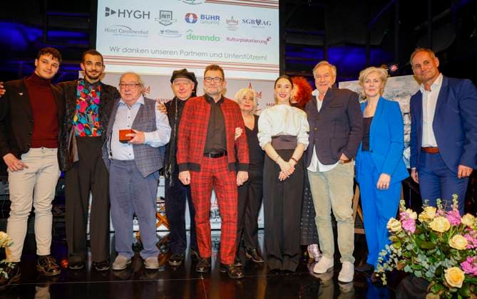 at the 17th ASKANIA Award ceremony at the Quatsch Comedy Club Berlin