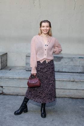 Award Blaue Blume 2025 Annabella Zetsch at the BLAUE BLUME award ceremony by Romance TV at Prince Charles on 12 02 2024 in Berlin Copyright: xEventpressxKochanx