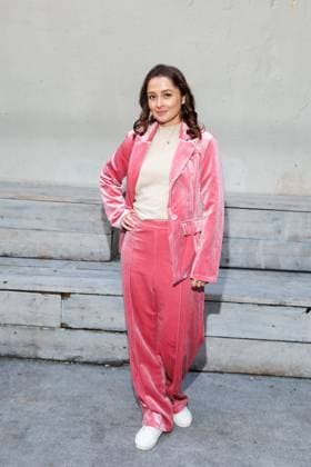 Award Blaue Blume 2025 Sarah Alles at the BLAUE BLUME award ceremony by Romance TV at Prince Charles on 12 02 2024 in Berlin Copyright: xEventpressxKochanx