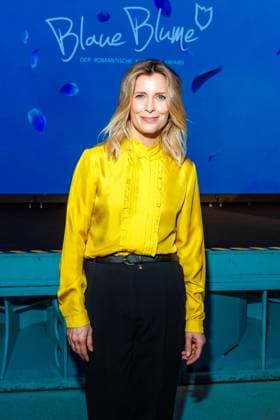 Award Blaue Blume 2025 Valerie Niehaus at the BLAUE BLUME award ceremony by Romance TV at Prince Charles on 12 02 2024 in Berlin Copyright: xEventpressxKochanx