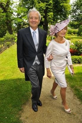 Eberhart von Rantzau, Annette von Rantzau bei der Kirchlichen Trauung in der St.Marinkirche in Basthorst - Hochzeit von Milana von Ruffin, Tochter von Enno Freiherr von Ruffin und Saengerin Vicky Leandros am 23.06.2012 in Gut Basthorst - Schleswig-Holstein SH Deutschland *** Eberhart from Rantzau, Annette from Rantzau at the ecclesiastical Wedding ceremony in the St Marinkirche in Basthorst Wedding from Milana from Ruffin, Subsidiary from Enno Baron from Ruffin and Singer Vicky Leandros on 23 06 2012 in well Basthorst Schleswig Holstein SH Germany