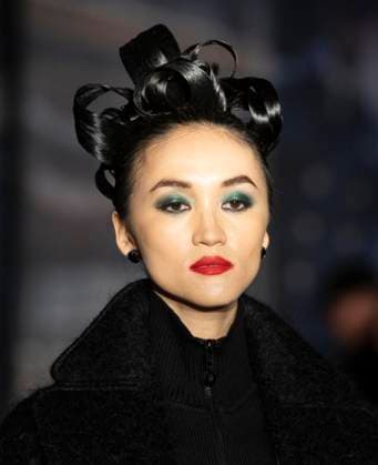 February 13, 2025, New York, New York, USA: Model walks runway for Zang Toi runway show during New York Fashion Week Fall Winter 2025 at Park Avenue Christian Church in New York on February 13, 2025. Zang Toi design for House of Toi includes dresses, shoes, accessories like bags, costume jewelry, belts and etc. New York USA - ZUMAr339 20250213_znp_r339_042 Copyright: xLevxRadinx