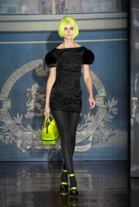 February 13, 2025, New York, New York, USA: Model walks runway for Zang Toi runway show during New York Fashion Week Fall Winter 2025 at Park Avenue Christian Church in New York on February 13, 2025. Zang Toi design for House of Toi includes dresses, shoes, accessories like bags, costume jewelry, belts and etc. New York USA - ZUMAr339 20250213_znp_r339_100 Copyright: xLevxRadinx