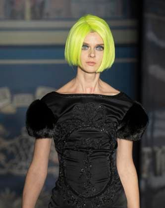 February 13, 2025, New York, New York, USA: Model walks runway for Zang Toi runway show during New York Fashion Week Fall Winter 2025 at Park Avenue Christian Church in New York on February 13, 2025. Zang Toi design for House of Toi includes dresses, shoes, accessories like bags, costume jewelry, belts and etc. New York USA - ZUMAr339 20250213_znp_r339_101 Copyright: xLevxRadinx